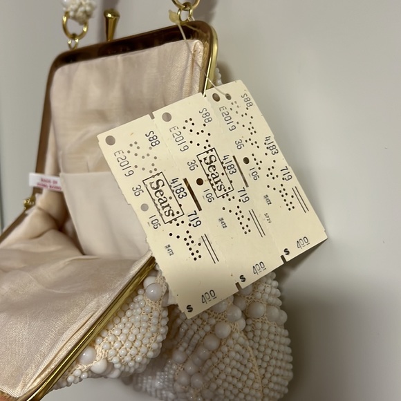 NWT vintage white pear beaded handbag - Picture 7 of 7